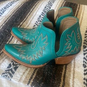 Ariat turquoise teal cowboy boot booties 6